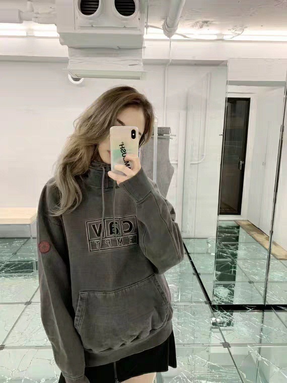 Make old embroidered hoodies - Image 3