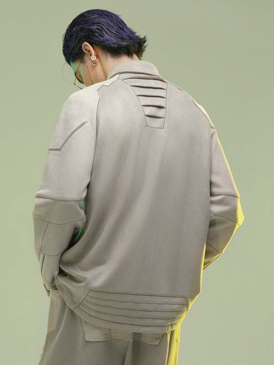 Minimalist Style High Frequency Reflective Printed Top - Image 7