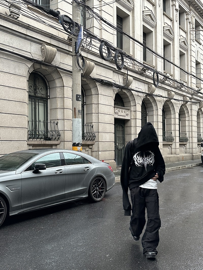 Long Sleeve Hooded Opium Style Pattern Sweater - Image 3