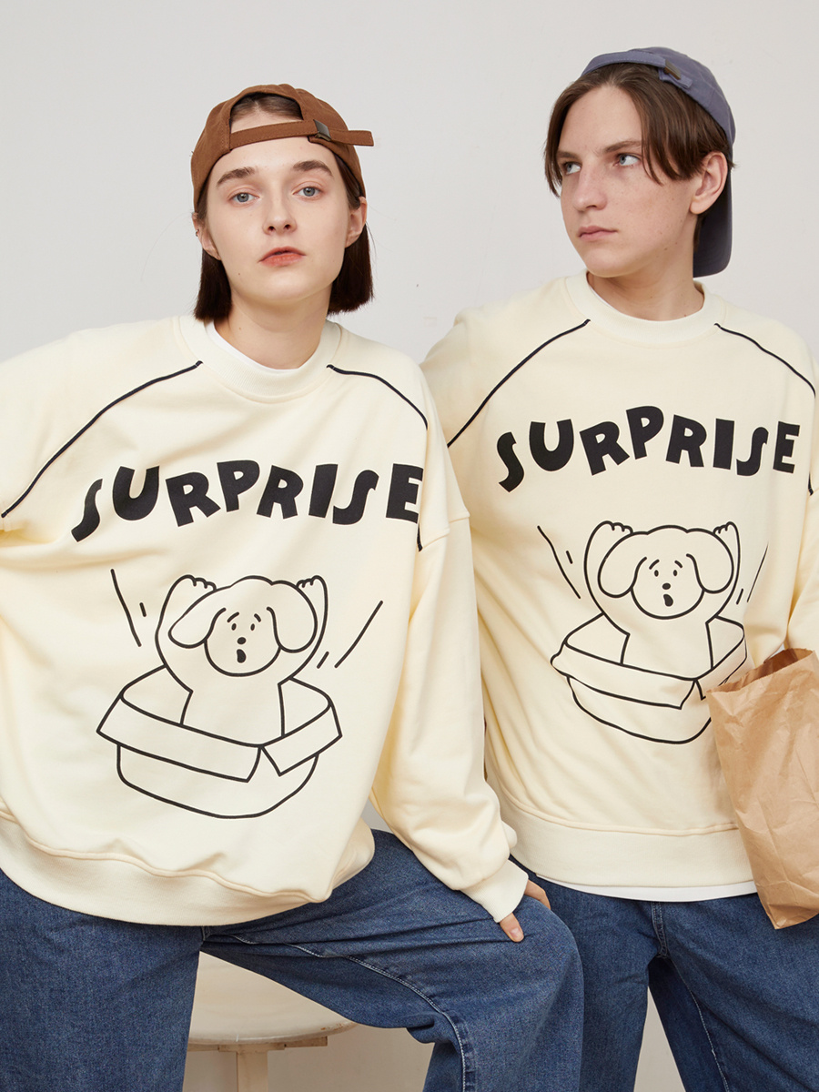 Doggy pattern crew neck top