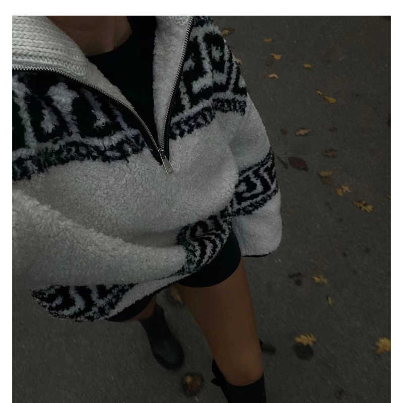 Short Zipper Polo Large Lapel Lamb Wool Loose Woolen Coat - Image 4