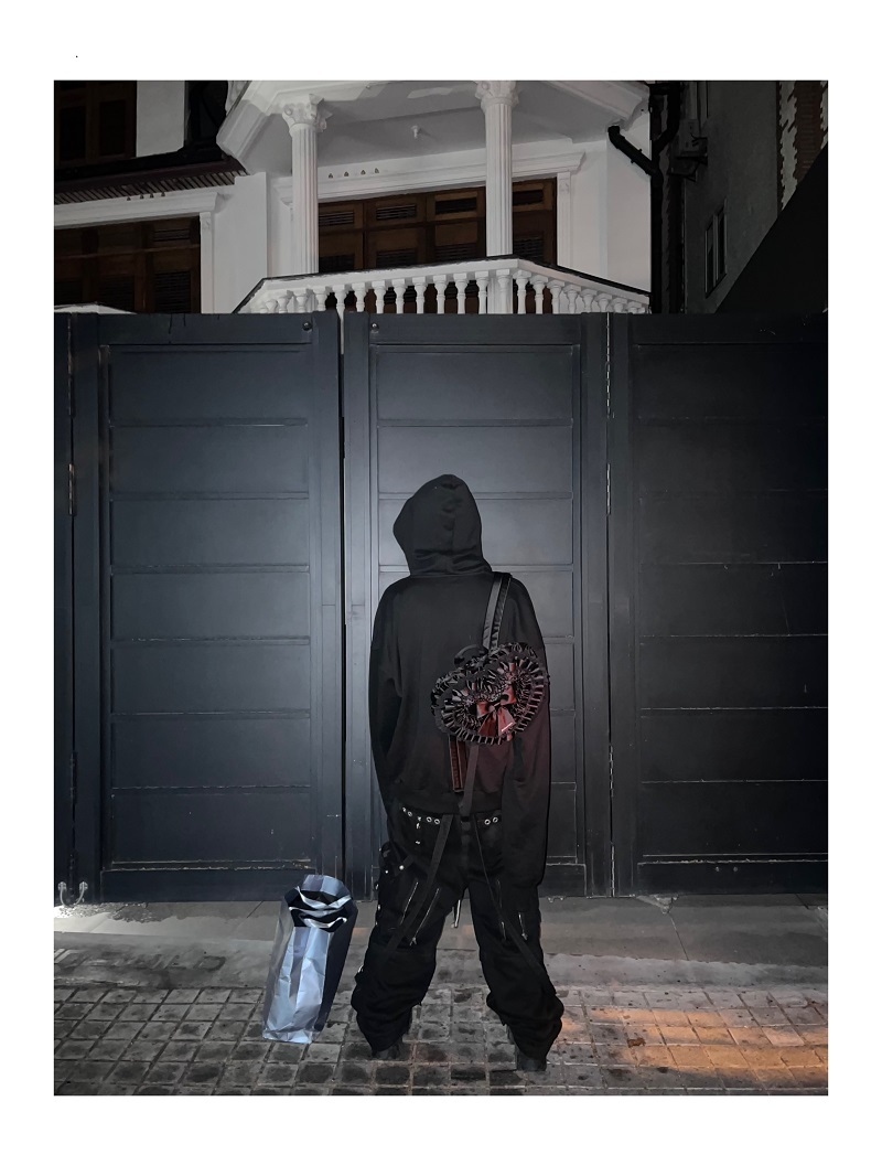 Long Sleeve Hooded Opium Style Pattern Sweater - Image 2